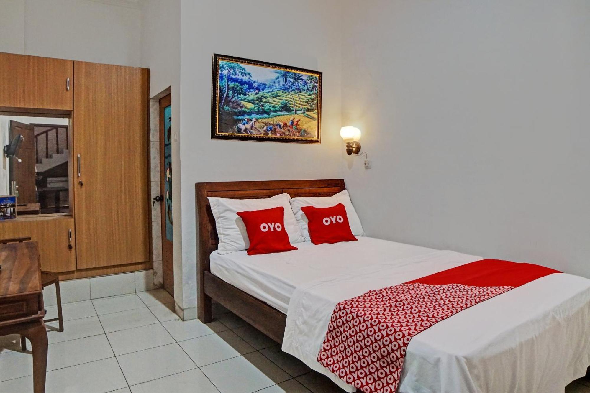 Oyo 92638 Jr Residence Syariah Medan Kültér fotó