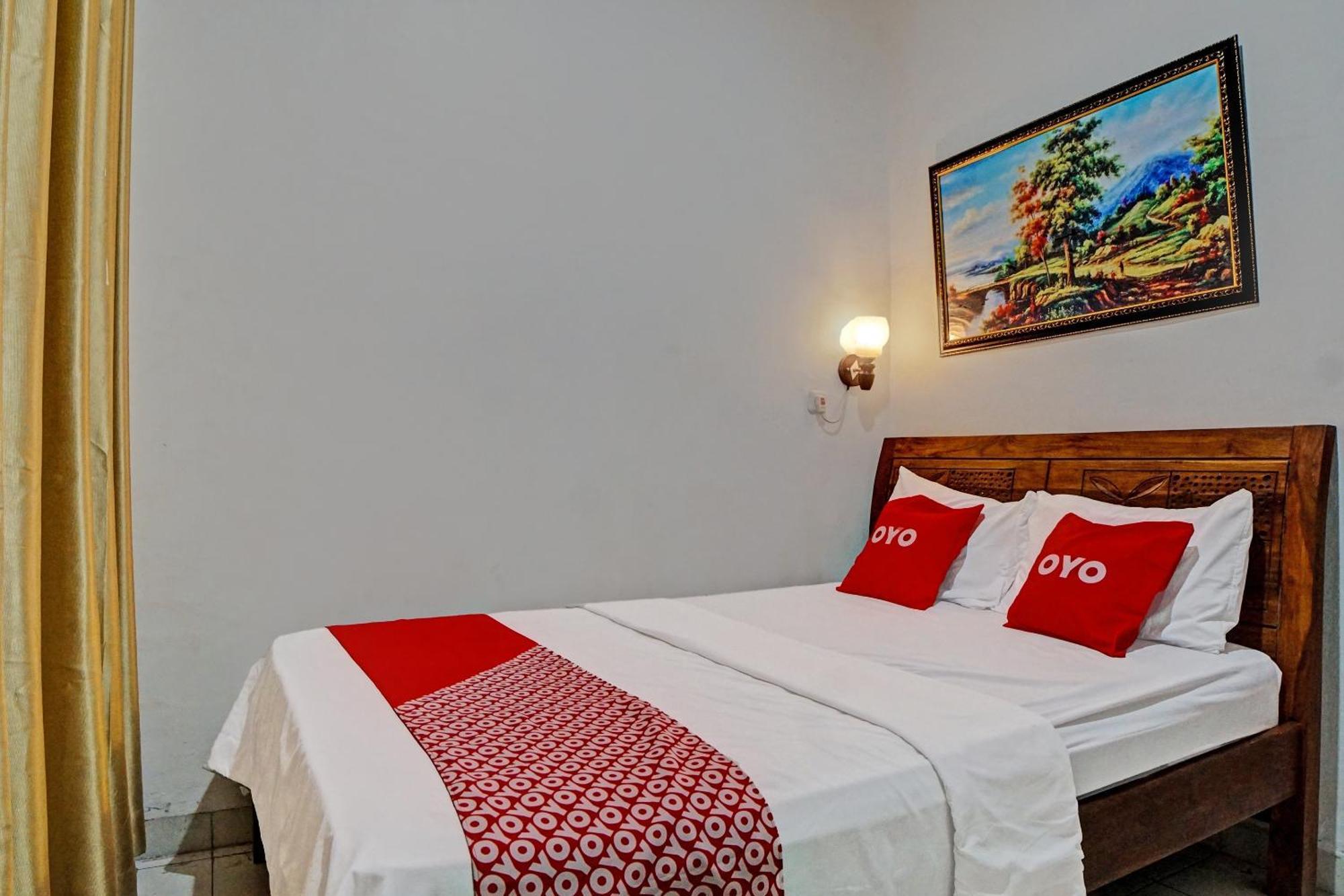 Oyo 92638 Jr Residence Syariah Medan Kültér fotó
